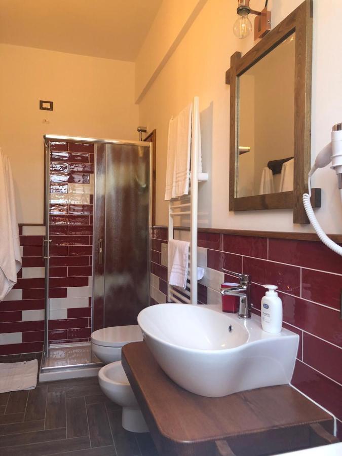 The Chalet, Guest House Аджерола Екстериор снимка