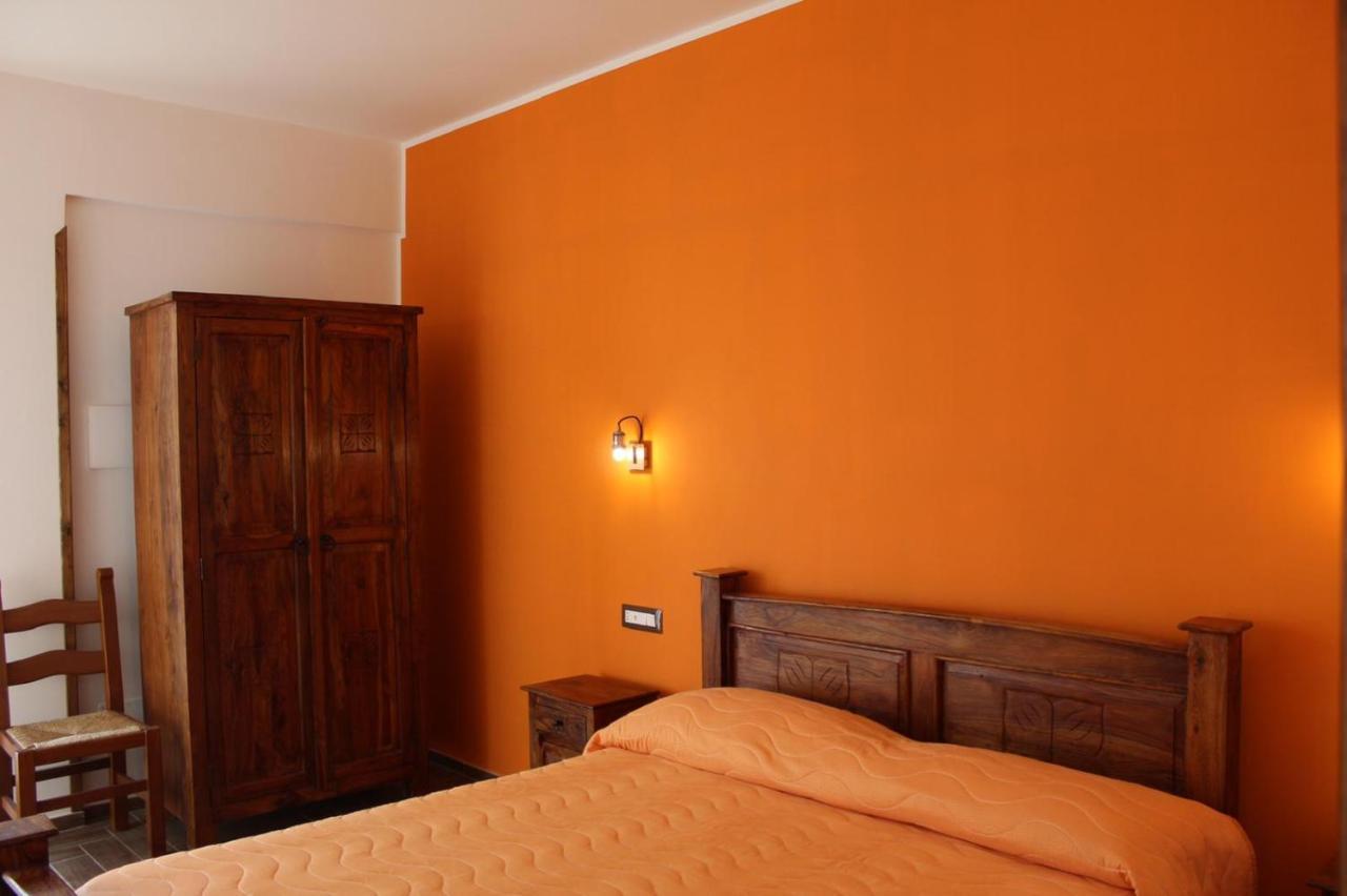 The Chalet, Guest House Аджерола Екстериор снимка