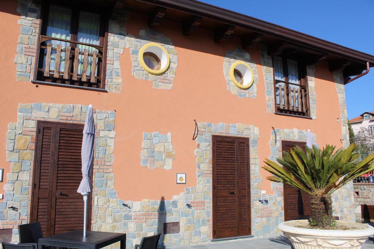 The Chalet, Guest House Аджерола Екстериор снимка